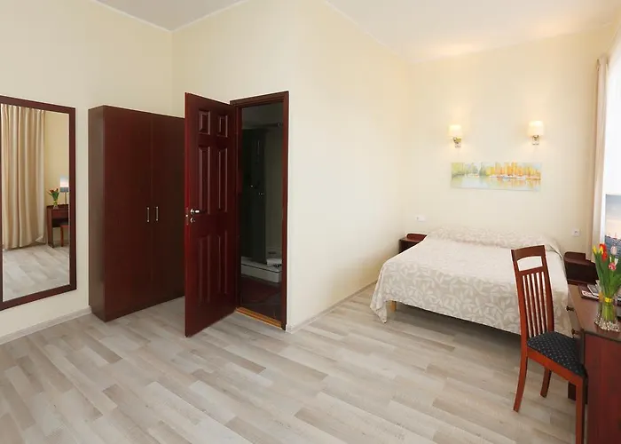 Jahtklubi Kulalistemaja 3*